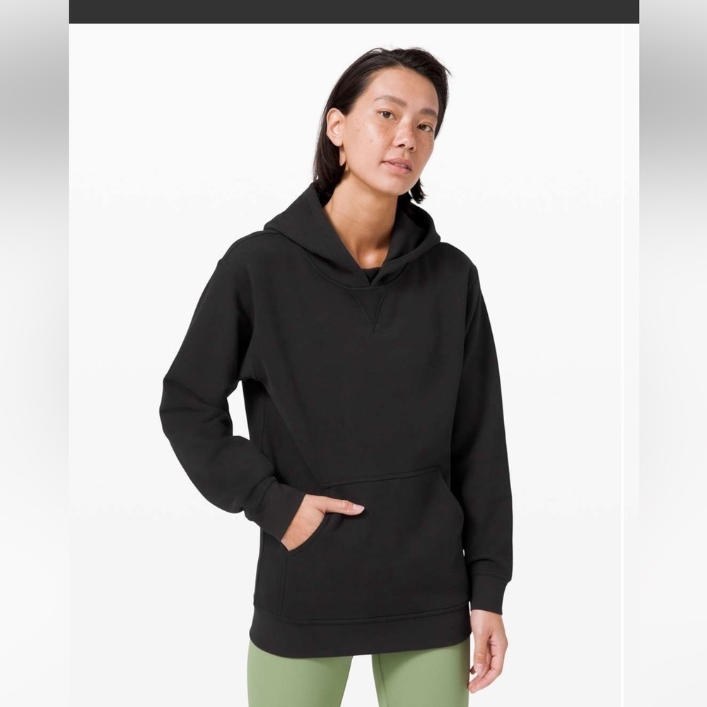Lululemon All Yours Hoodie *Fleece
Black size 4